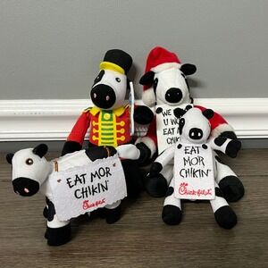 Chick-fil-A Plush Cows Eat Mor Chikin Holiday Christmas Bundle
